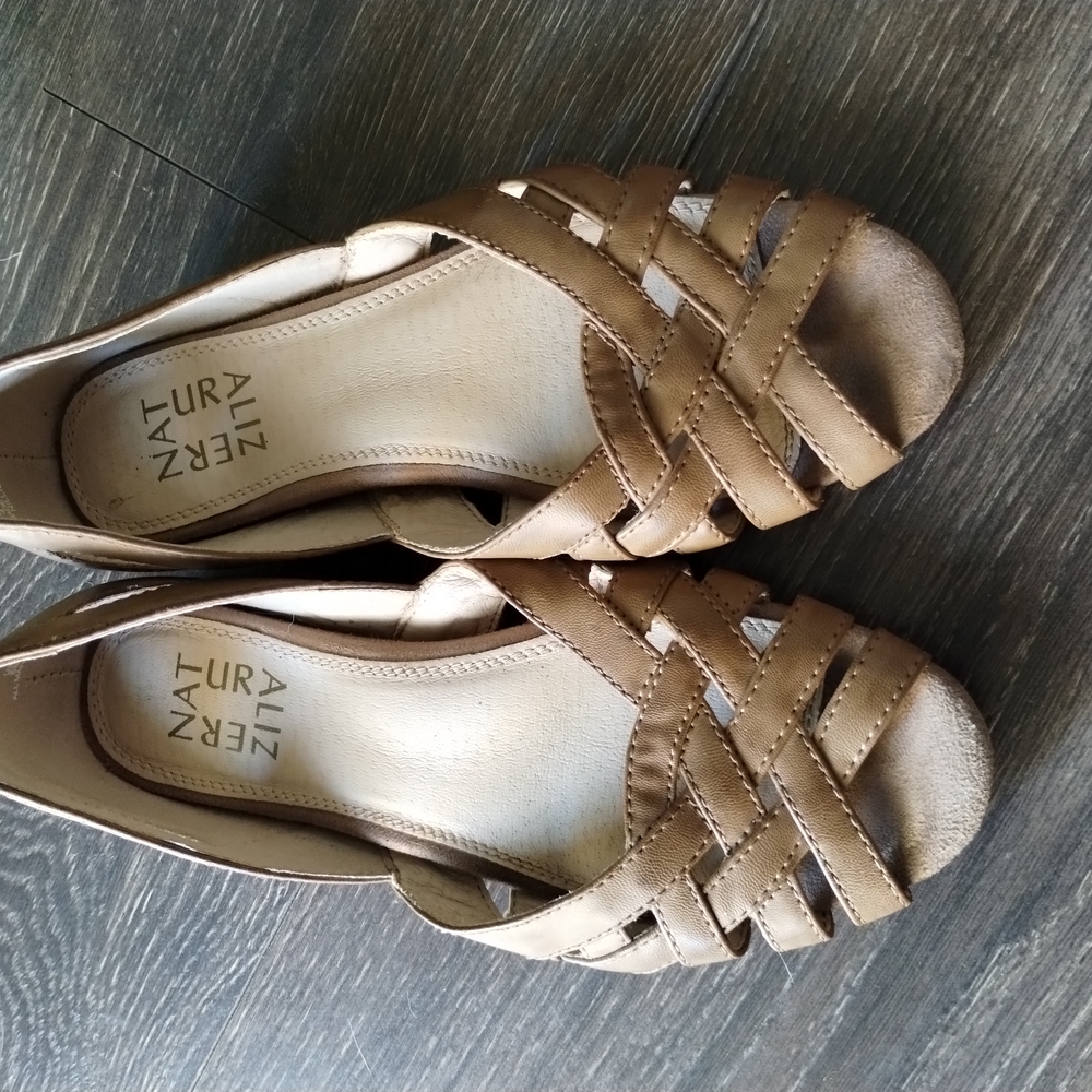 Naturalizer Women's Brown Woven Flats - Picture 5 of 6
